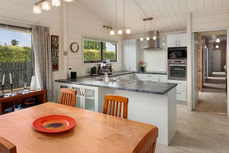 18c Binnie Road Katikati_3