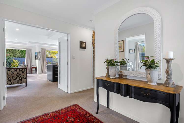 1 Franklin Drive_4