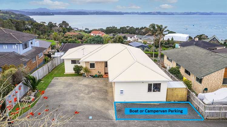 93 Athol Place Algies Bay_20