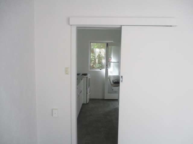 2/1222 Victoria Street 3295_2