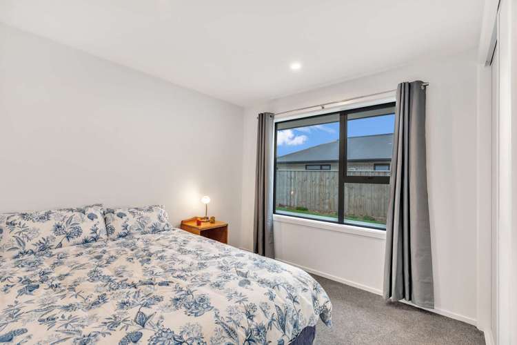 14 Nathaniel Archer Street Woodend_11