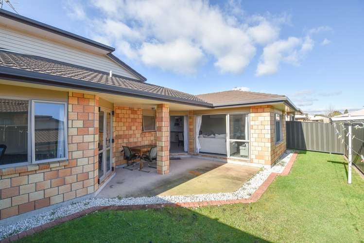 38/64 Kawaha Point Road Kawaha Point_10