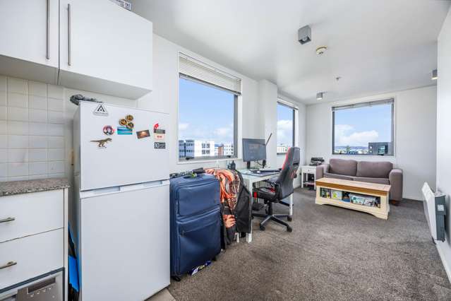 12J/15 City Road Auckland Central_4