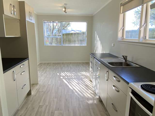 1/104 Lauderdale Road Birkdale_3