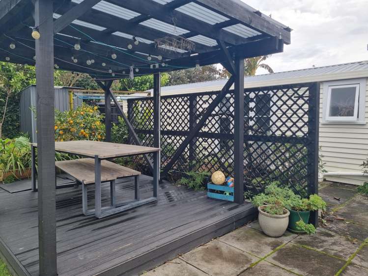 10 Bristol Avenue Brookfield_23