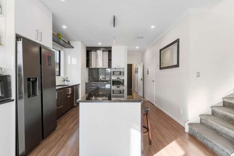 22 Cooladawson Drive Flat Bush_9