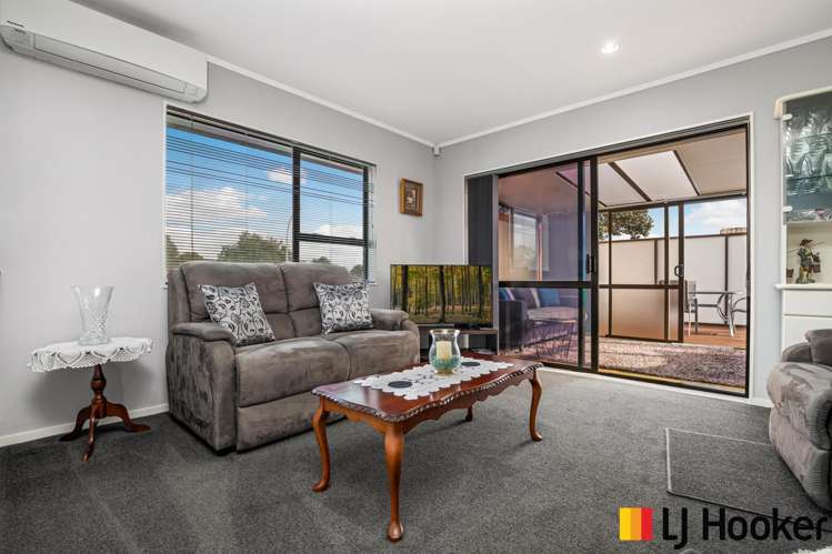 1/3 Seaward Place Wattle Downs_6