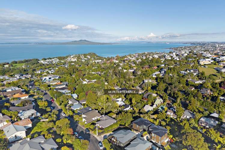 44 Peter Terrace Castor Bay_18