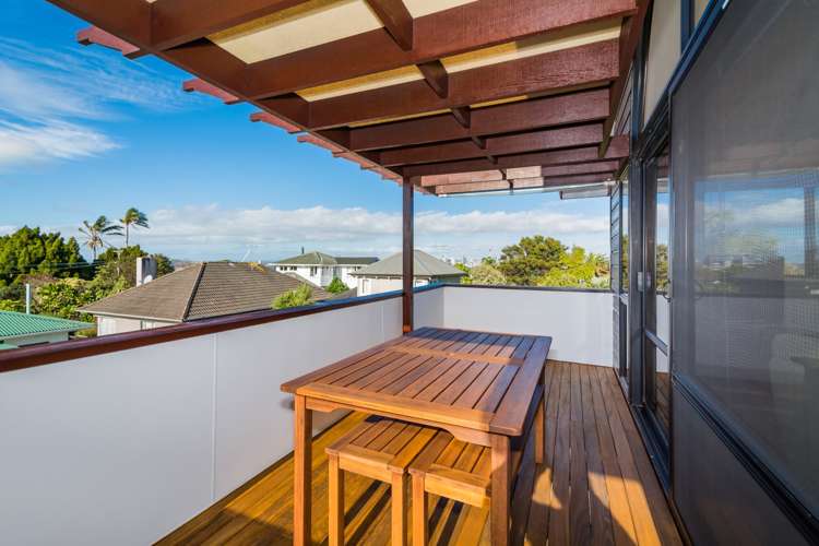 2/21 Seaview Avenue Northcote_9