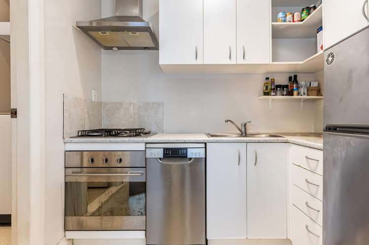 19 Royal Street Berhampore_12