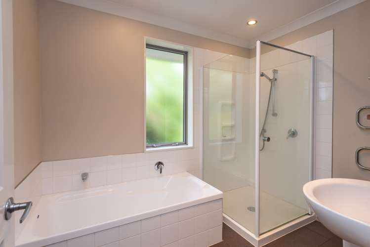 1 Abberfield Lane Saint Albans_16