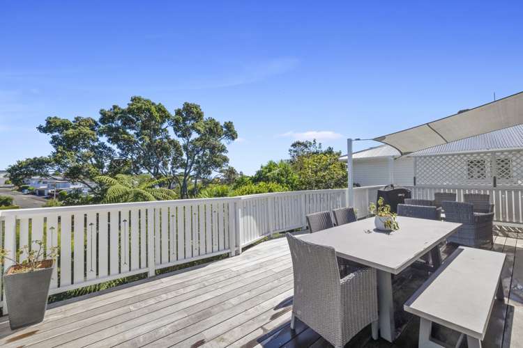 26 Baring Terrace Strandon_16
