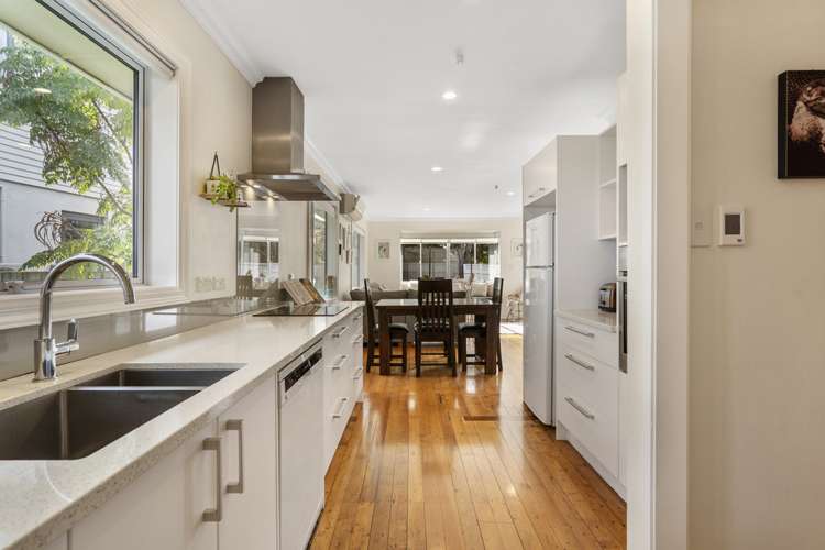 12 Teal Crescent Beach Haven_9