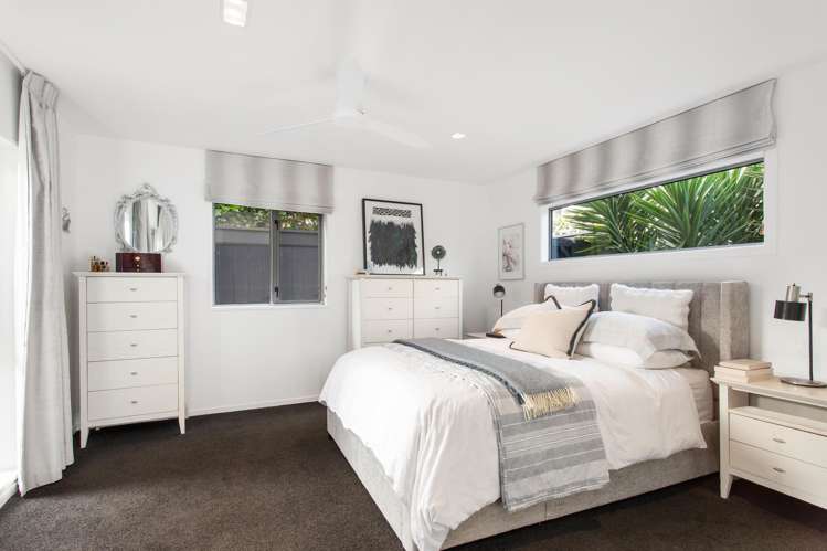 102A Esplanade Sumner_9