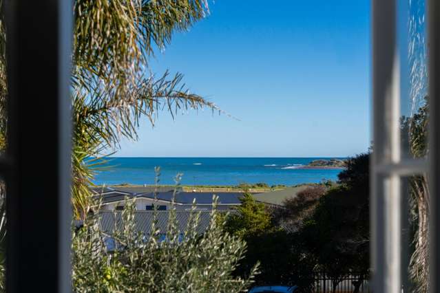 Stunning Water Views & A Beautiful Setting