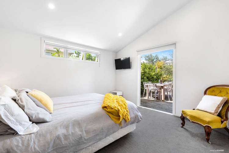 55 Torino Street Point England_7