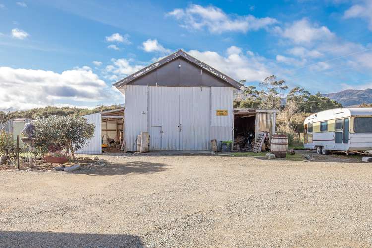 57 Caledonian Road Westport_33