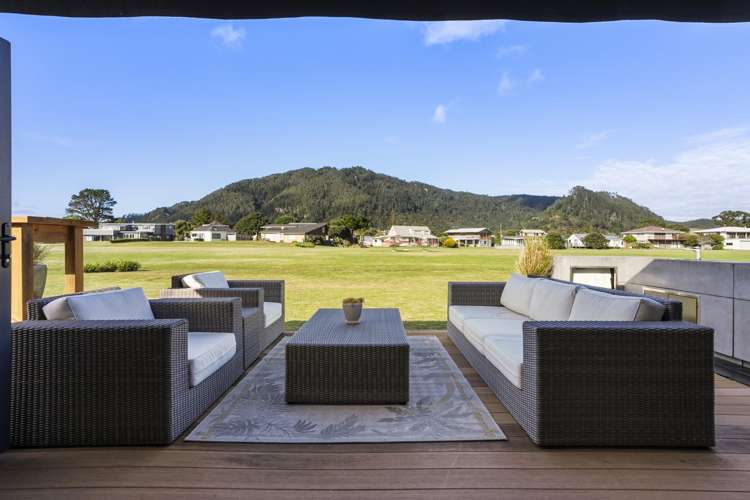 16 Braddock Grove Pauanui_23