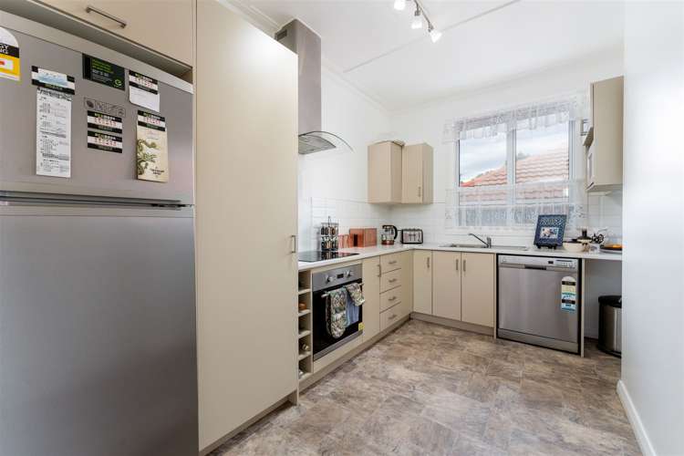 121 Riselaw Road Calton Hill_10