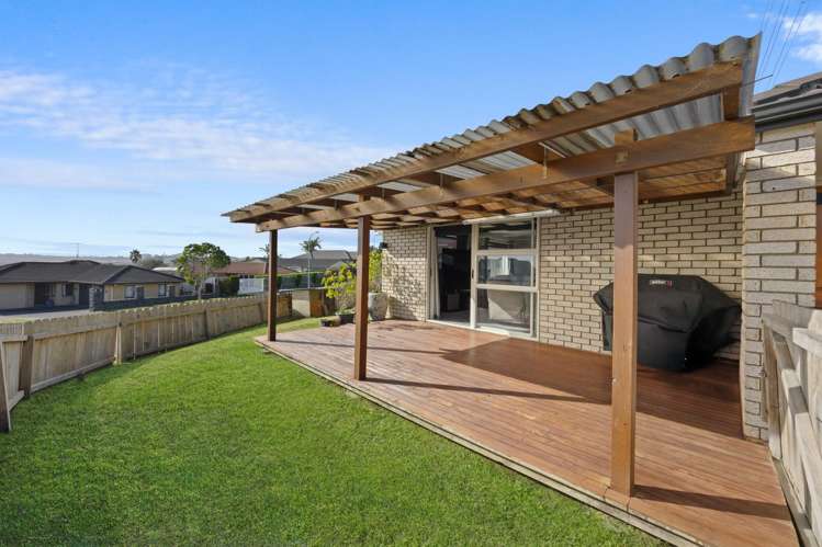 2 Libnai Avenue Clover Park_18