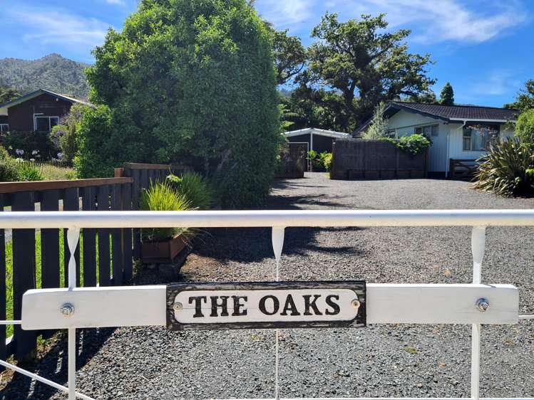 30 Driving Creek Road_3