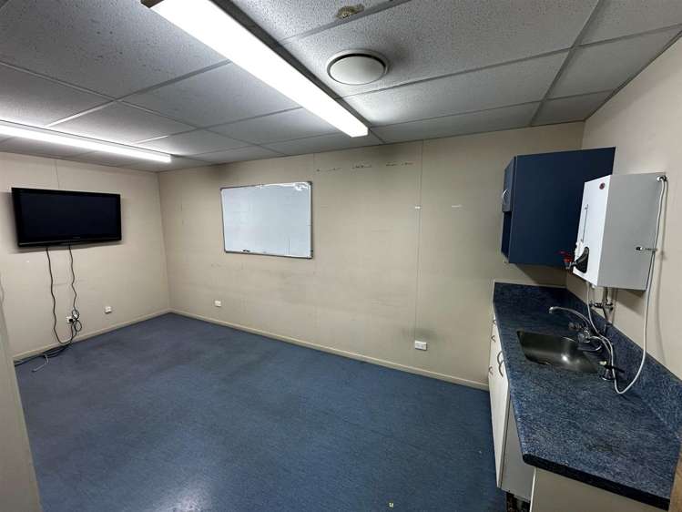 60 Fox Street South Dunedin_13