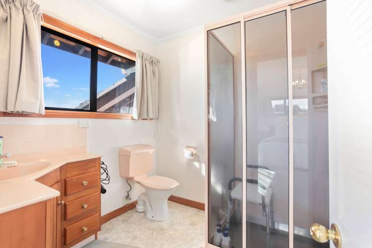 21 Tarahanga Street Northcote_17