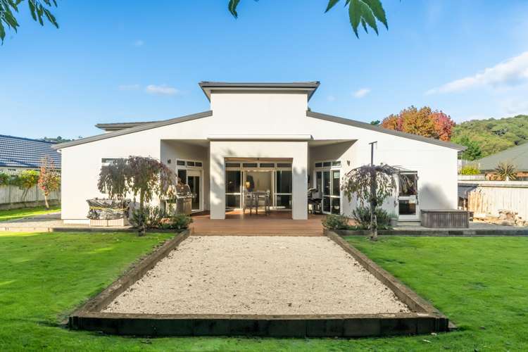 46 Mary Huse Grove Manor Park_22