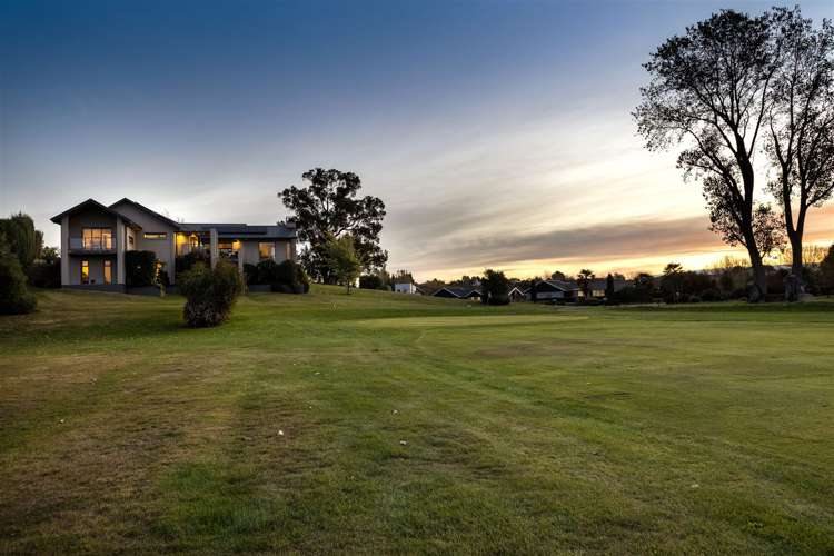 15 Pine Hill Rise Fairhall_34