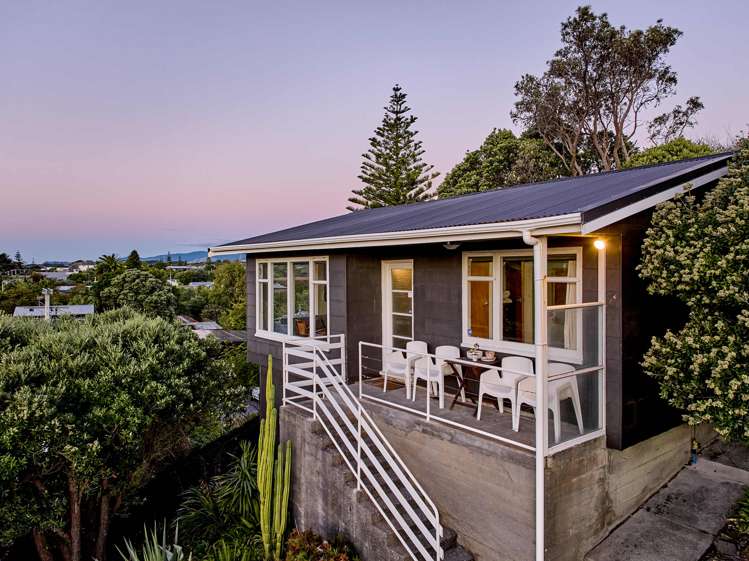 52 Tutere Street Waikanae Beach_4