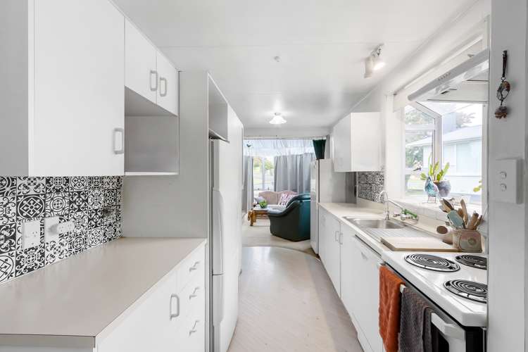 107 Pandora Avenue Westbrook_11