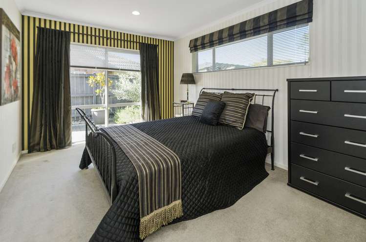 44 Aberdeen Crescent Wattle Downs_3