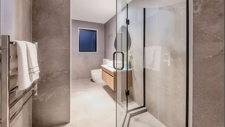 25 Meadows Drive Clevedon_15