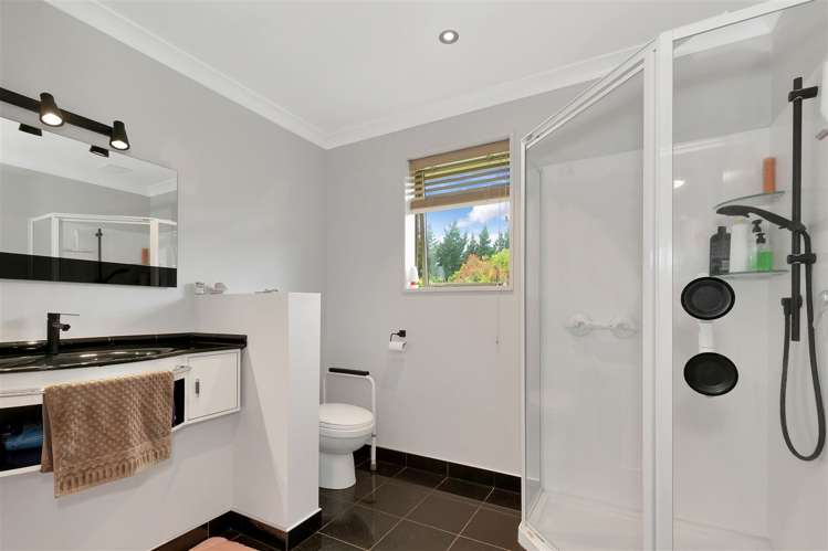 15 John Leith Place Leithfield_10