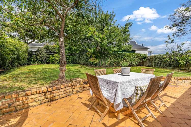 12 Cheltenham Road Devonport_49