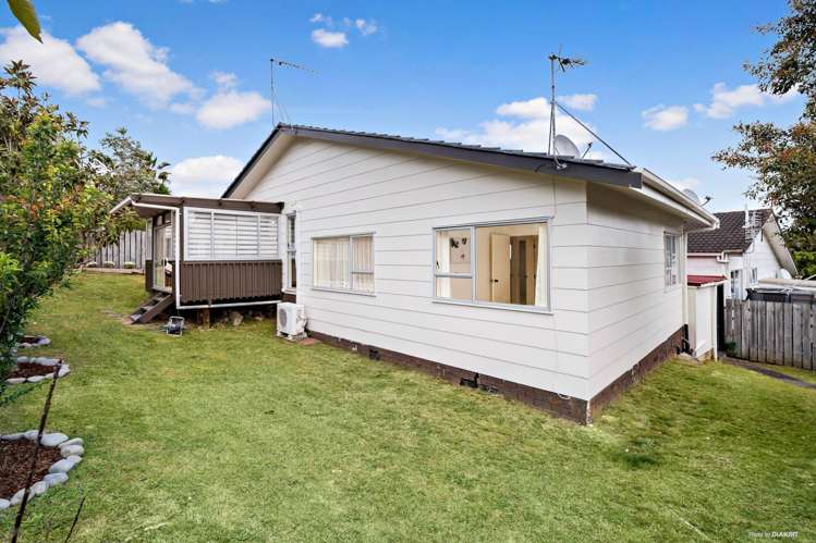 2/31 Edgeworth Road Glenfield_7