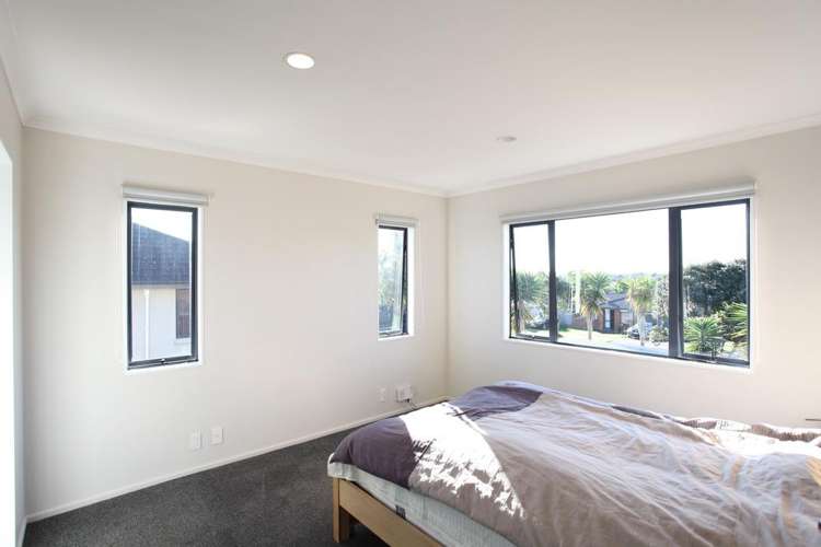 21 Thomas Road 10673_9