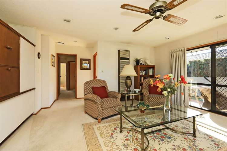 1/703 Charles Street Raureka_8