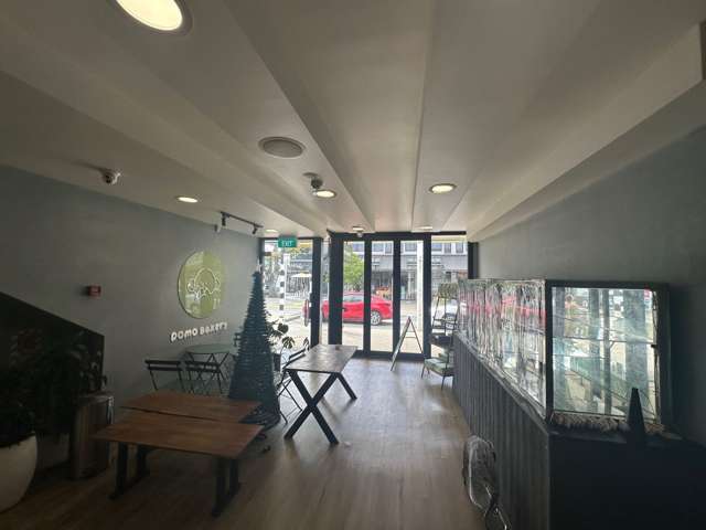 90 Hurstmere Road Takapuna_4