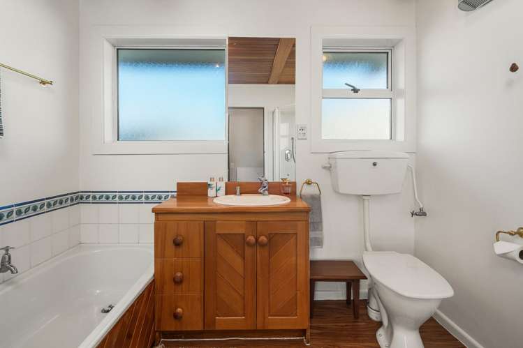 2/111A Rose Street Somerfield_13