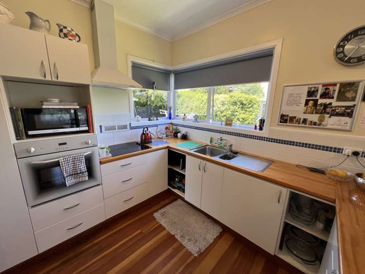 21 Brookes Terrace Waitara_14