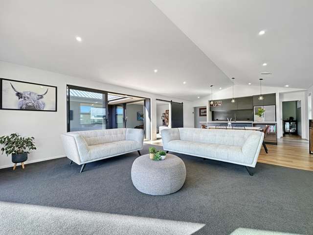 46 Montgomery Crescent Kinloch_3