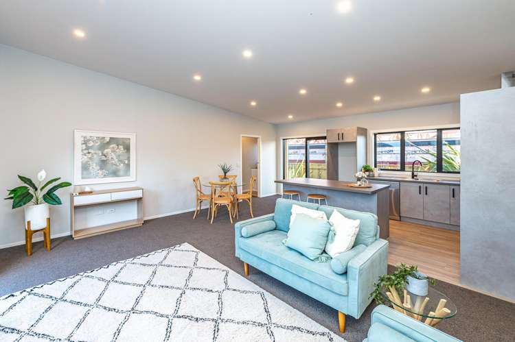 99 Devon Road Springvale_3