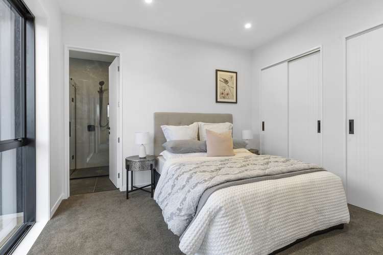 8 Kikorangi Drive Wainui_19