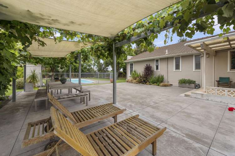 1028 Railway Road South Longlands_12