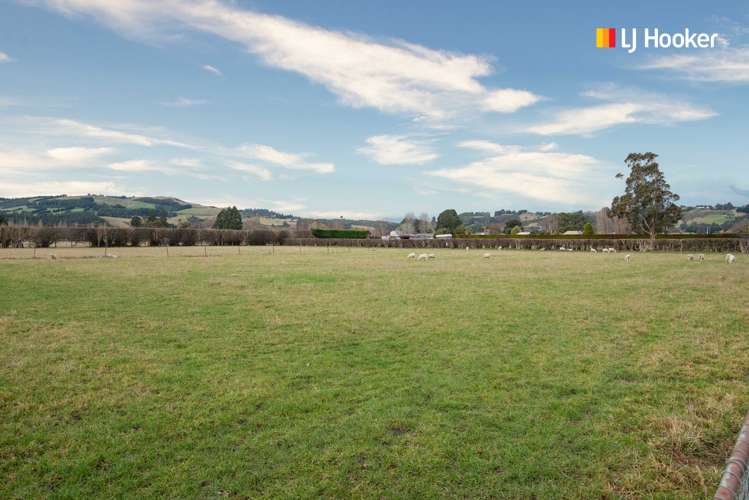 8 Rutherford Road Mosgiel_16