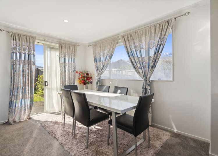 1 James Nairn Grove Riverstone Terraces_7