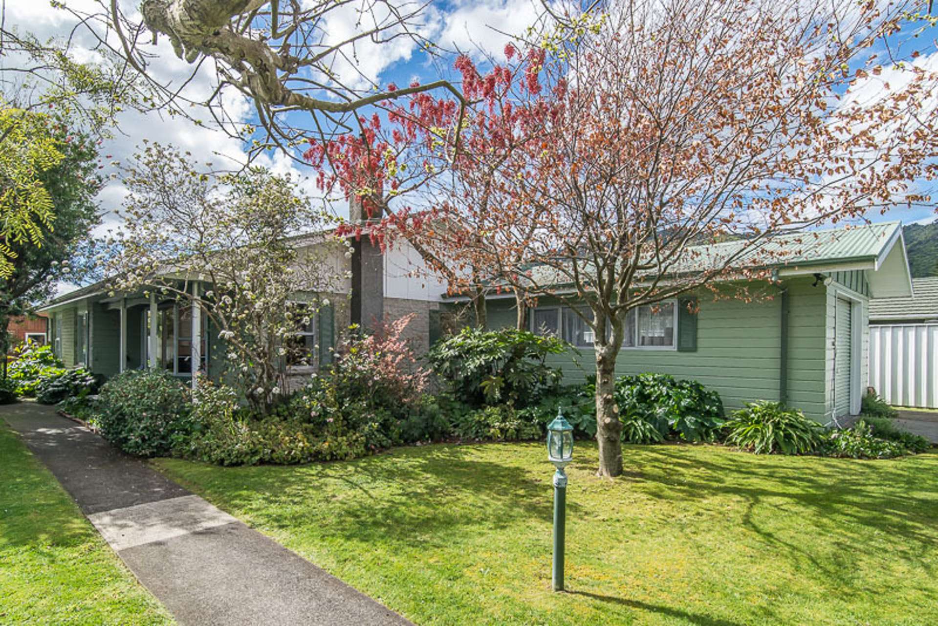 52 Rewarewa Crescent Waikanae_0