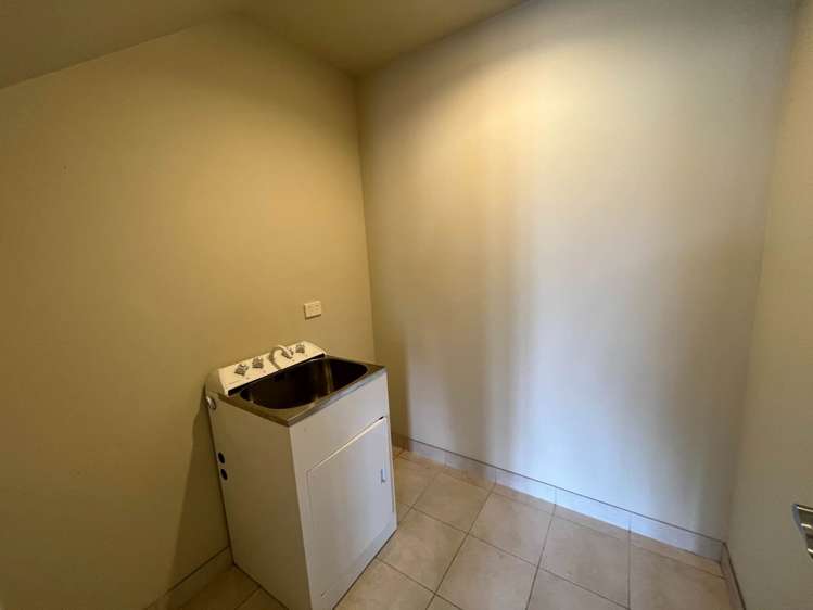 239 Alec Craig Way Gulf Harbour_19