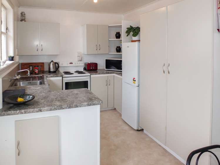 10 Churchill Crescent Foxton_20